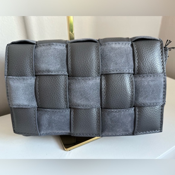 VIOLA CASTELLANI Cenere Suede Padded Woven Crossbody Made In Italy - Picture 2 of 8